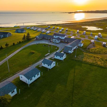 Cape View Motel & Cottages Mavilette Екстер'єр фото