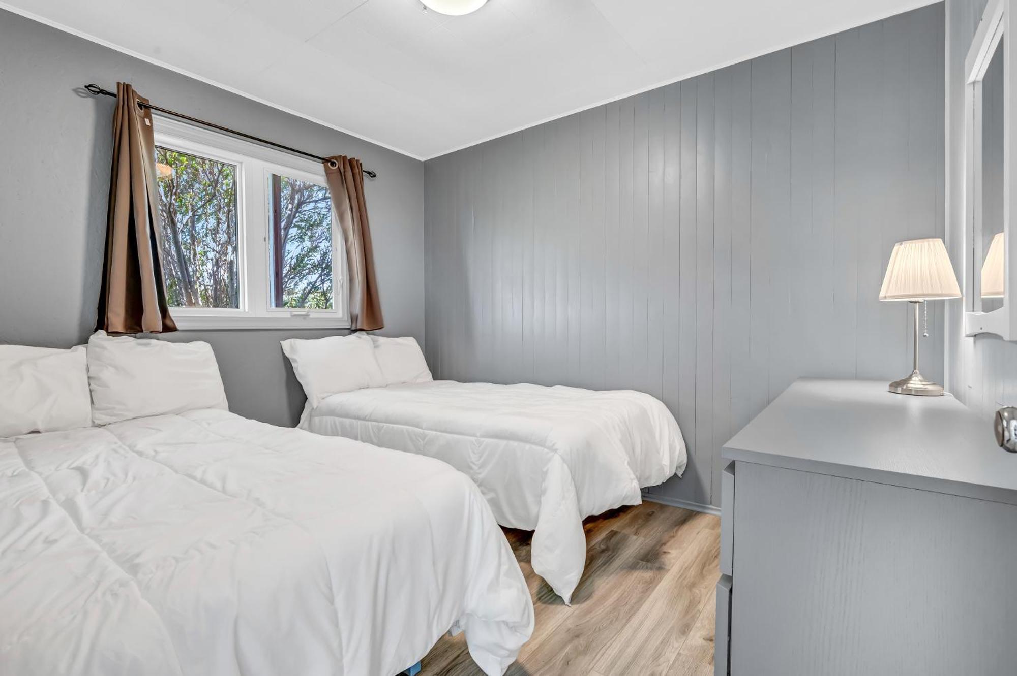 Cape View Motel & Cottages Mavilette Екстер'єр фото