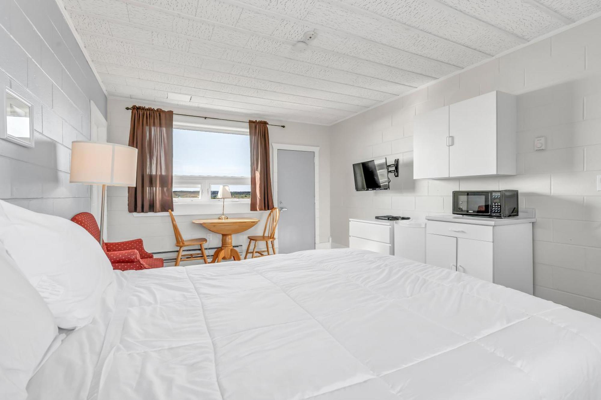 Cape View Motel & Cottages Mavilette Екстер'єр фото
