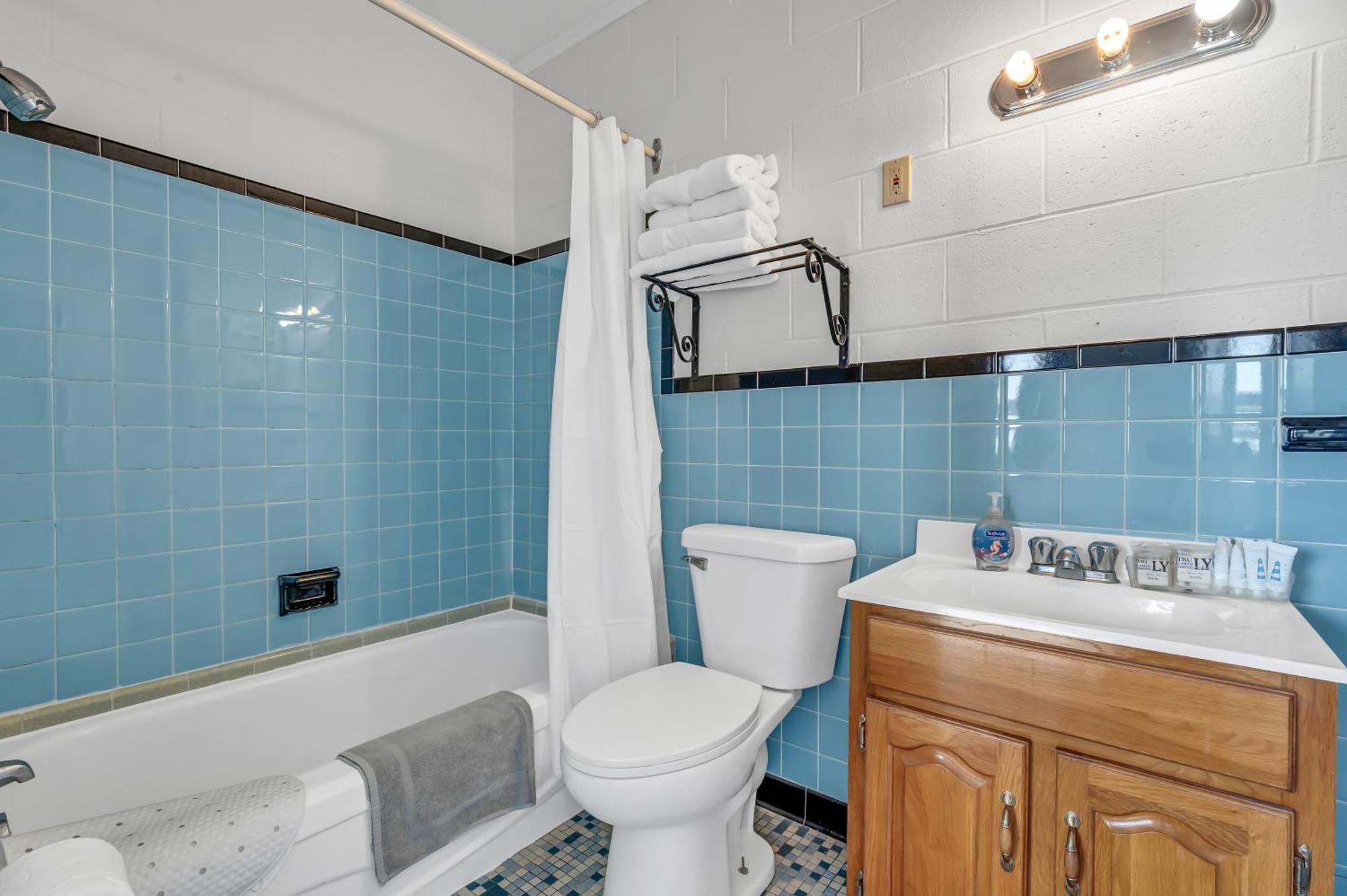 Cape View Motel & Cottages Mavilette Номер фото